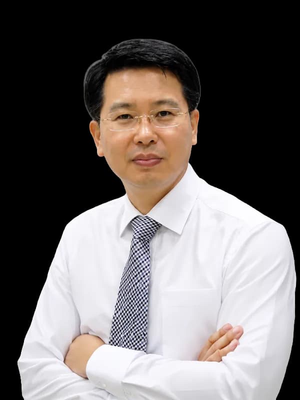 김용우 강사 사진